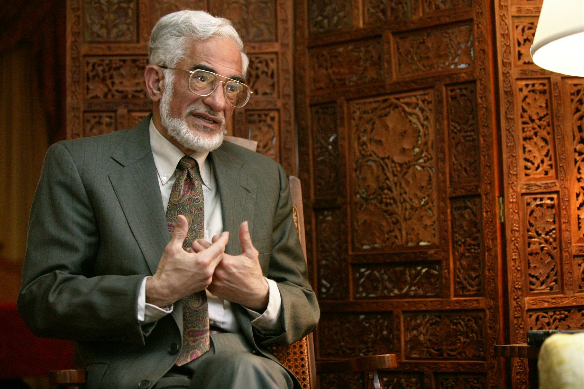 Dr. Mahmud Thamer in 2003